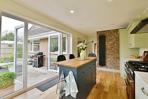 Photo 16- click for photo gallery